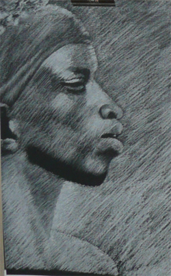 Wit pastel op zwart papier. Portrettekening door Nik van Frank.
